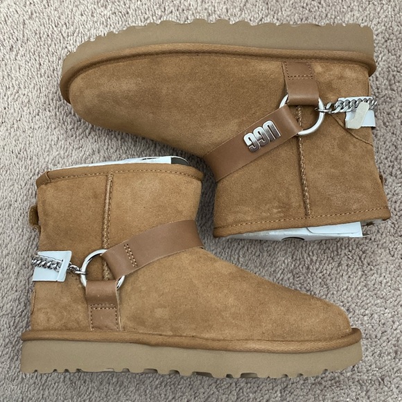 UGG Classic Mini Chains II Size 5 - Picture 6 of 13